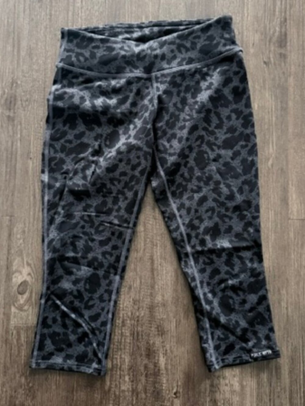 Public Myth Leopard Print Cropped Legging